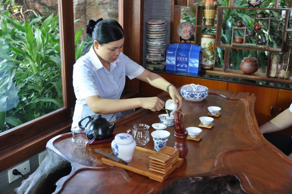 Guesthouse International Hotel 三亚 外观 照片